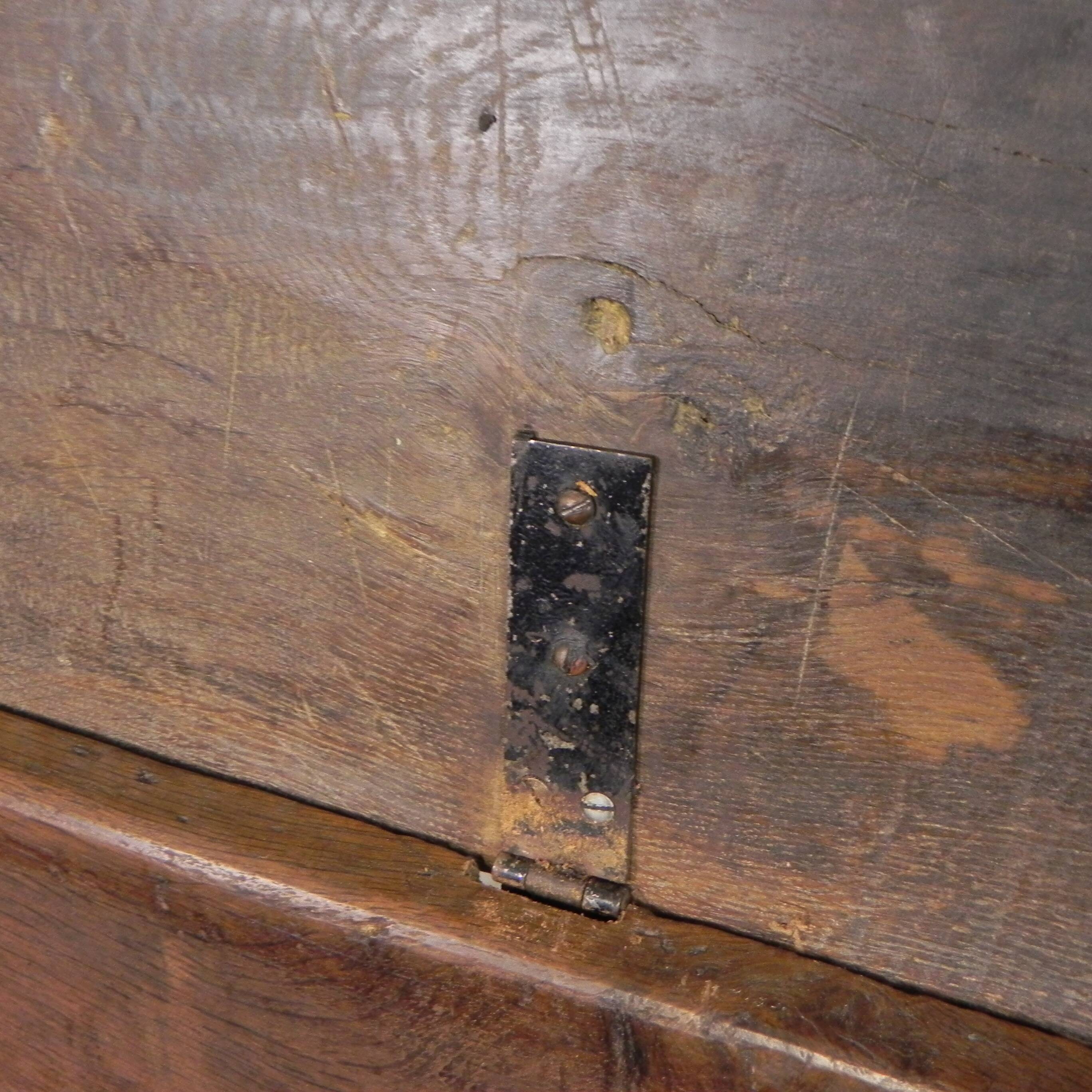 Ancien coffre en chêne, auge, coffre à couvertures XIXe siècle