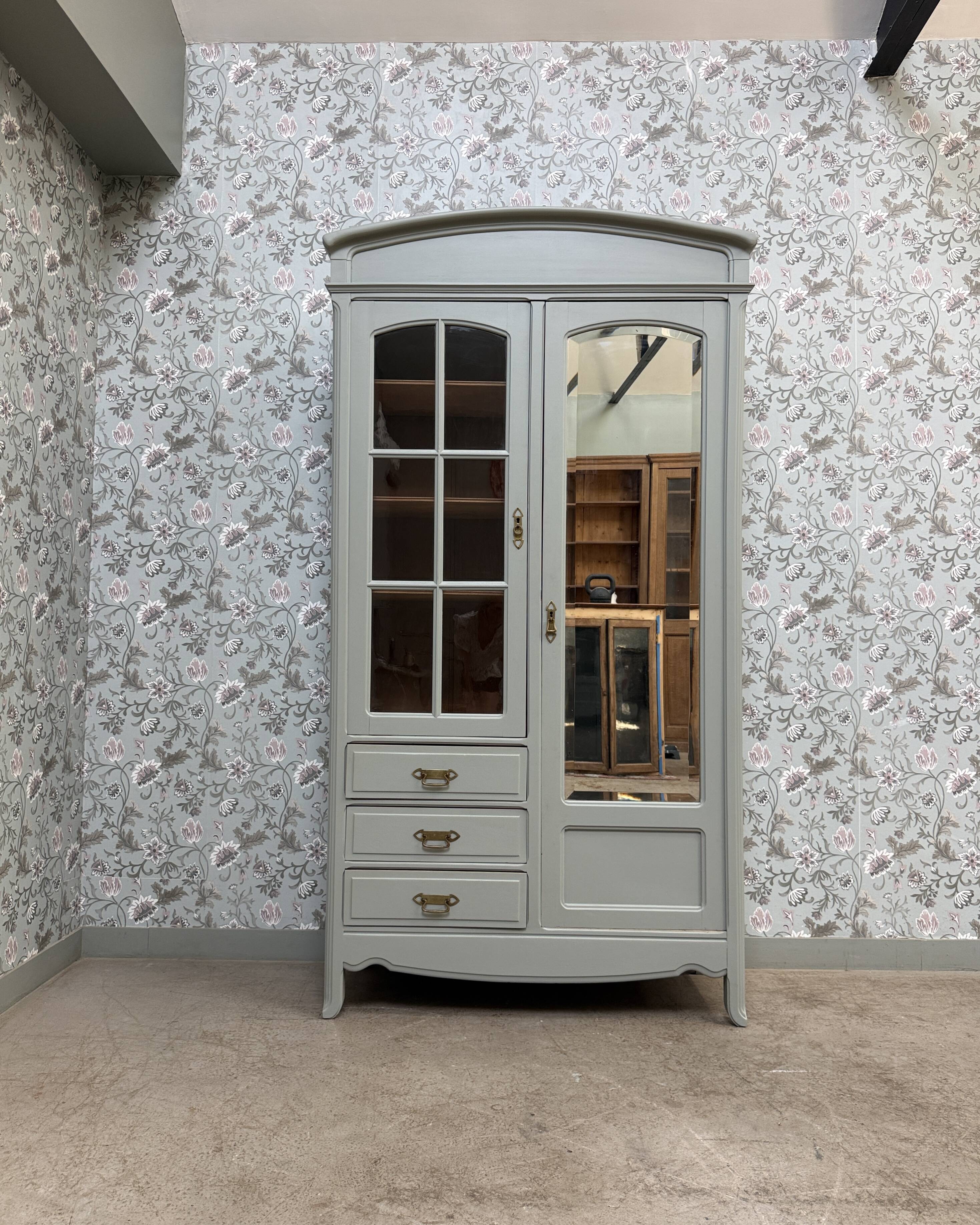 Large Art Nouveau wardrobe (renovated)