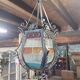 Lanterne en fer forgé avec vitraux