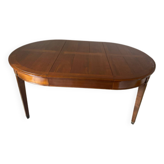 Louis Philippe oval table in solid cherry varnished