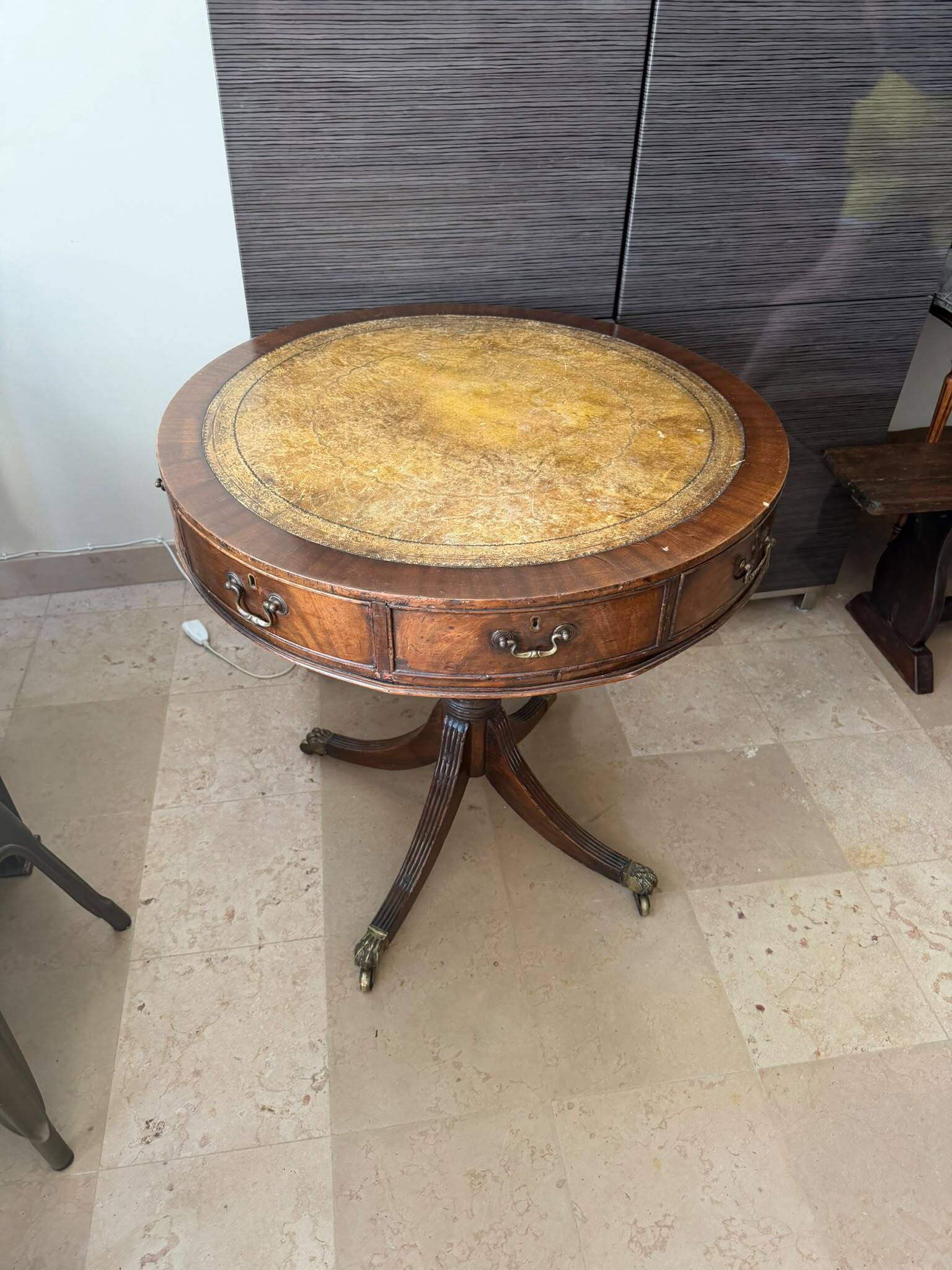 Ancien guéridon, table d'appoint