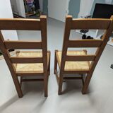 Deux chaises bois classiques