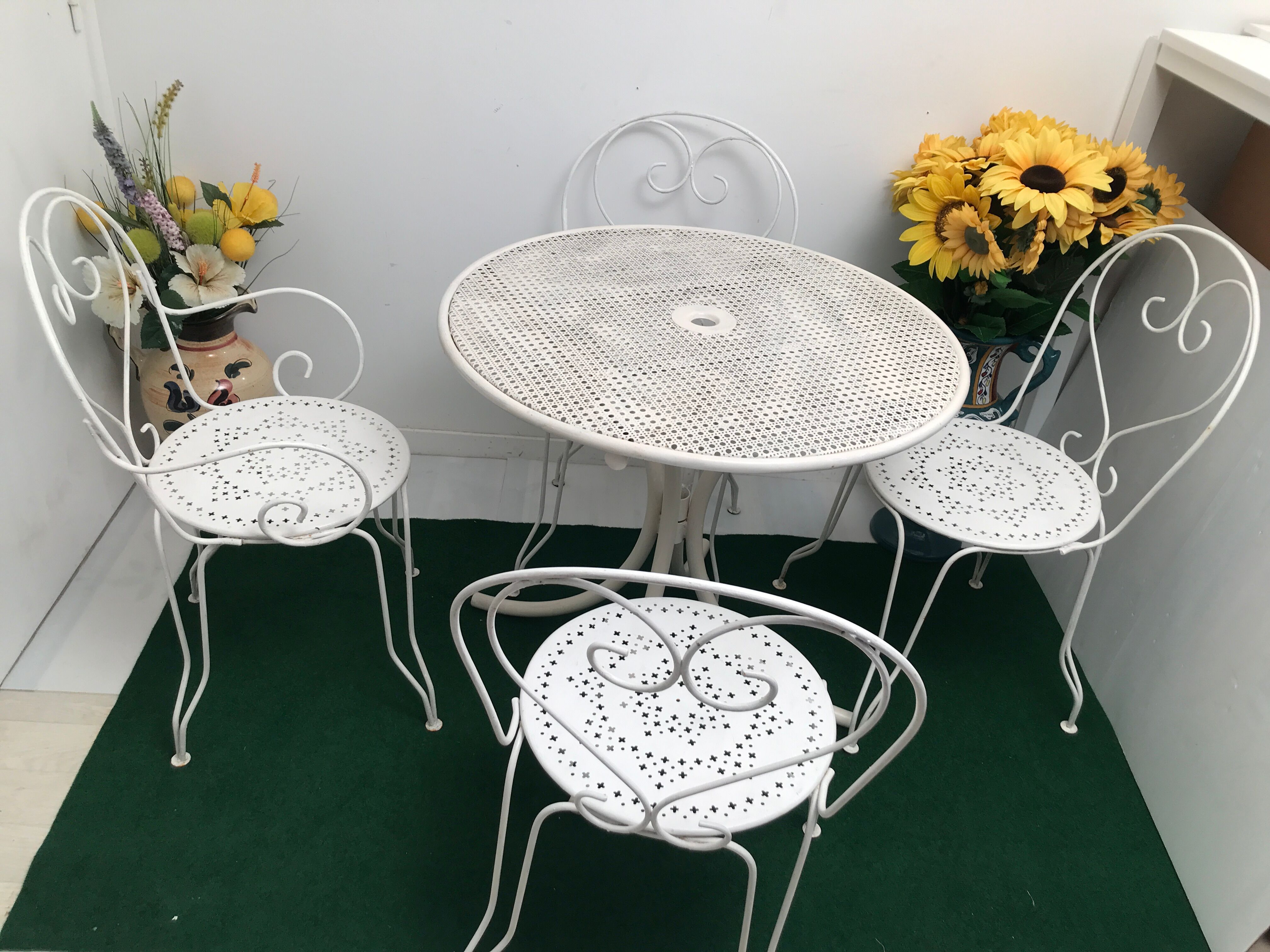 Old garden set
