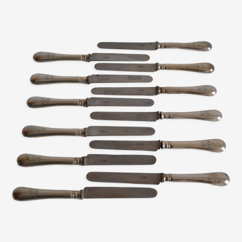 12 couteaux a dessert ancien metal argente monogramme
