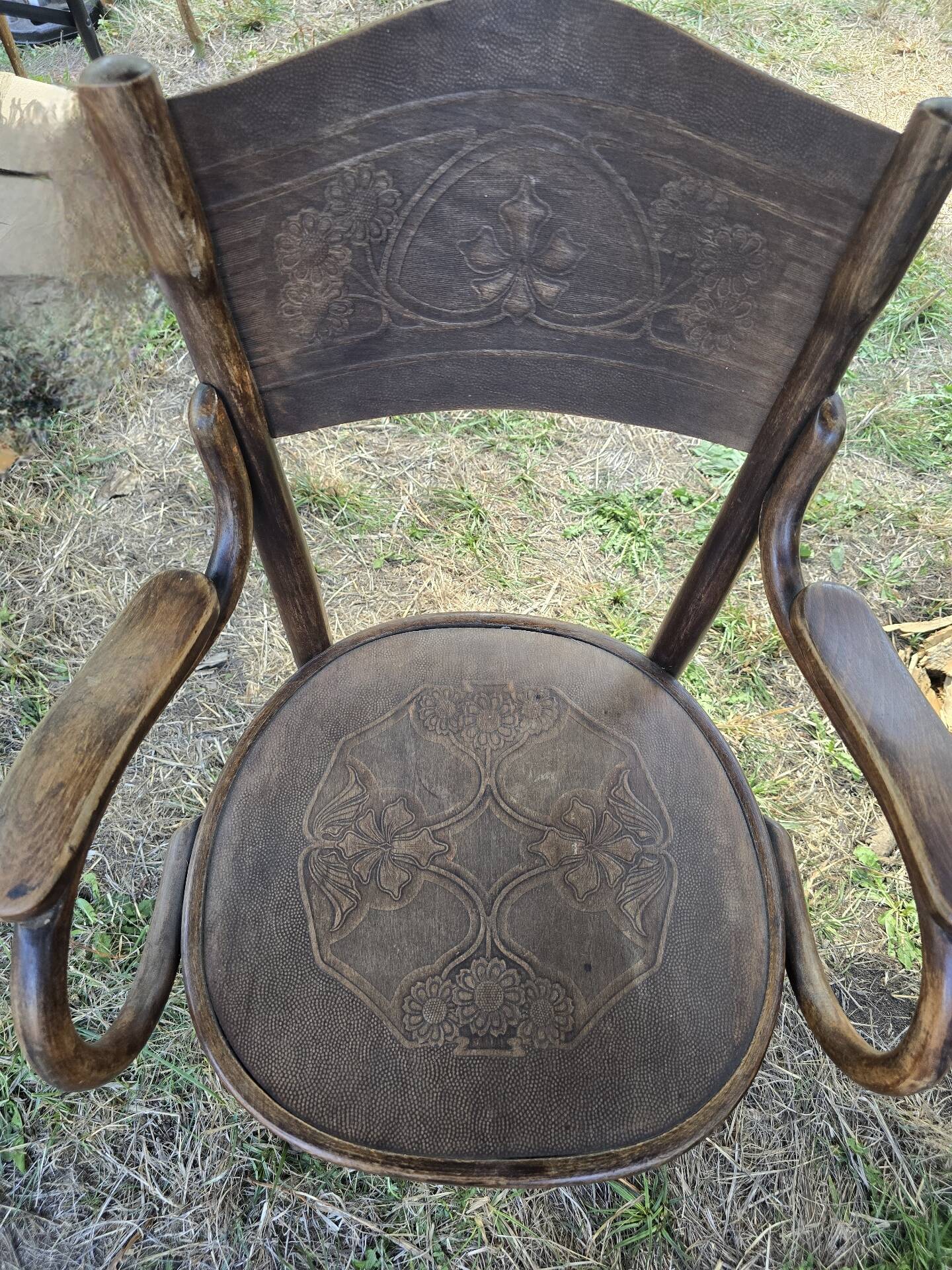 Paire de fauteuils thonet