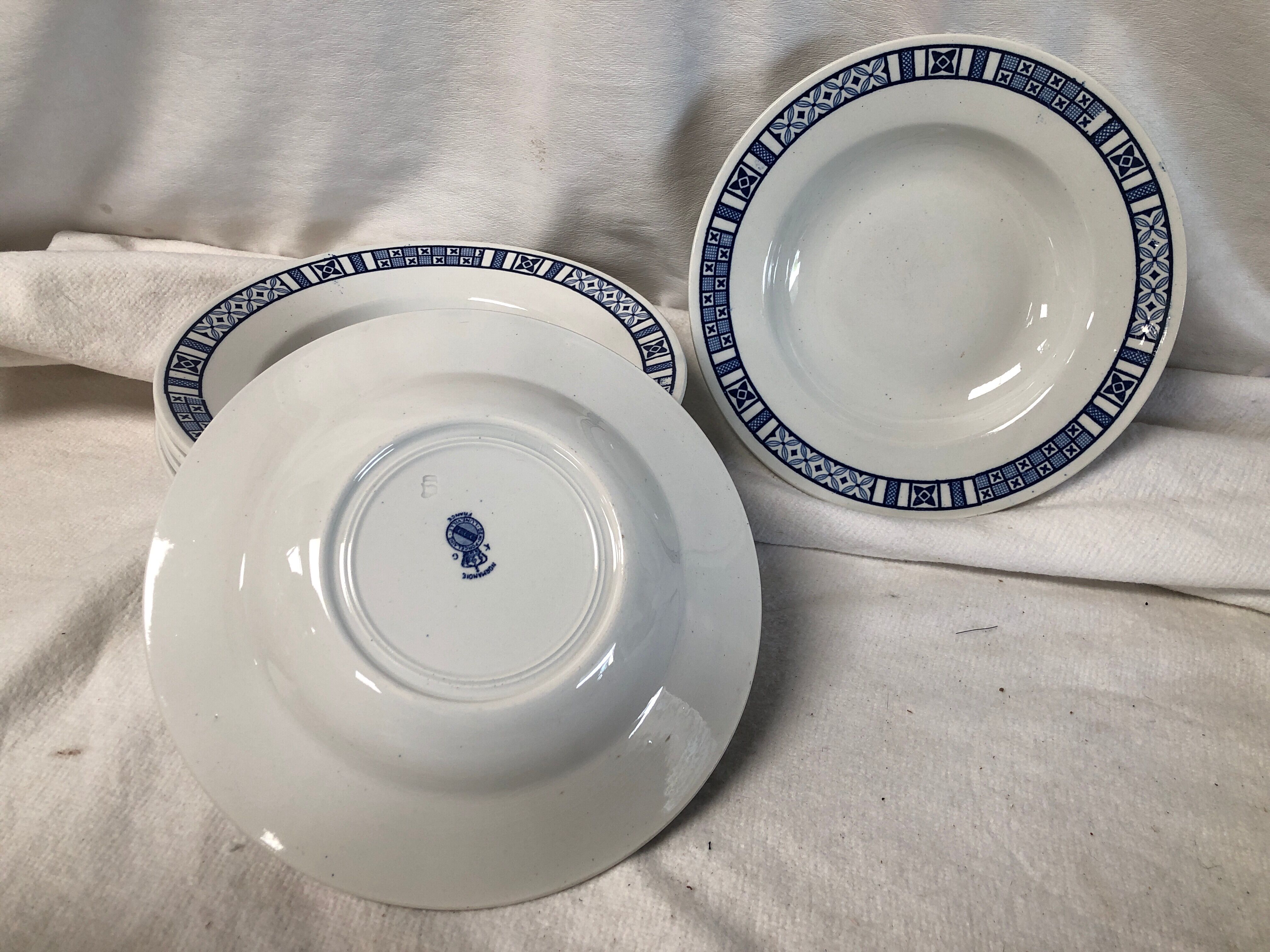 Set of 12 plates Luneville Normandy motif