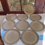 9 flat plates in Sarreguemines stoneware