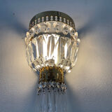 Hot air balloon wall lamp with tassels