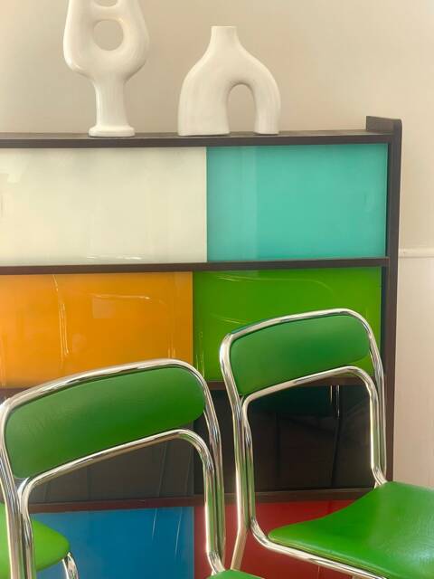 Série de 8 chaises Souvignet en chrome et skaï vert