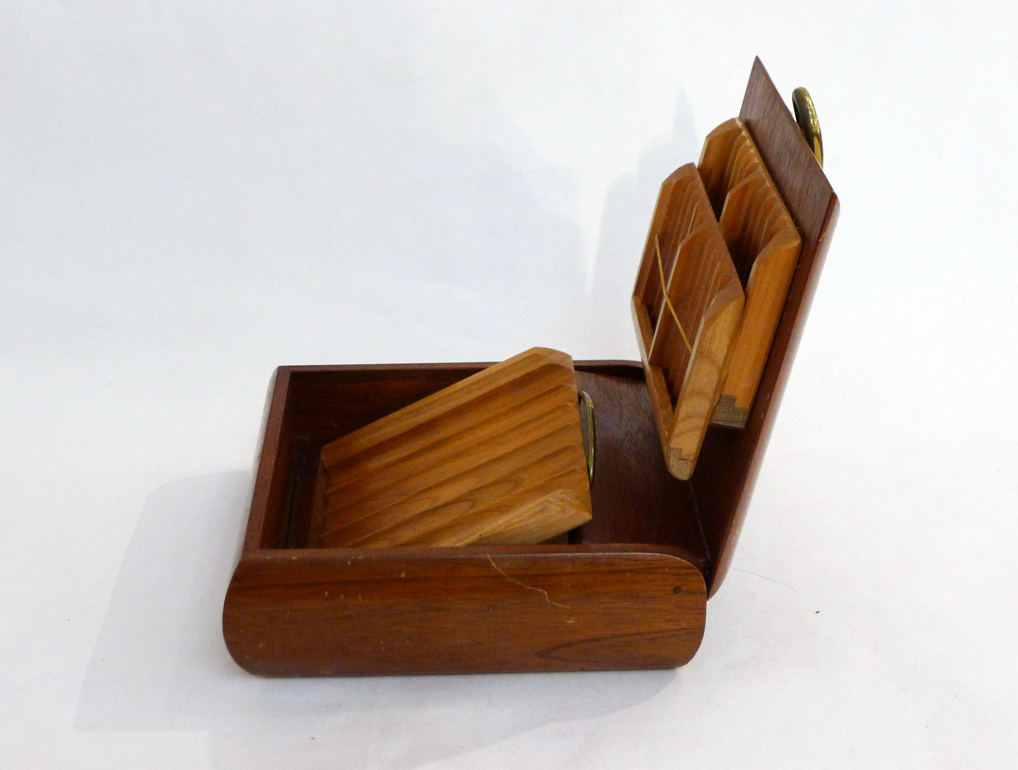 Cigarette and cigar box