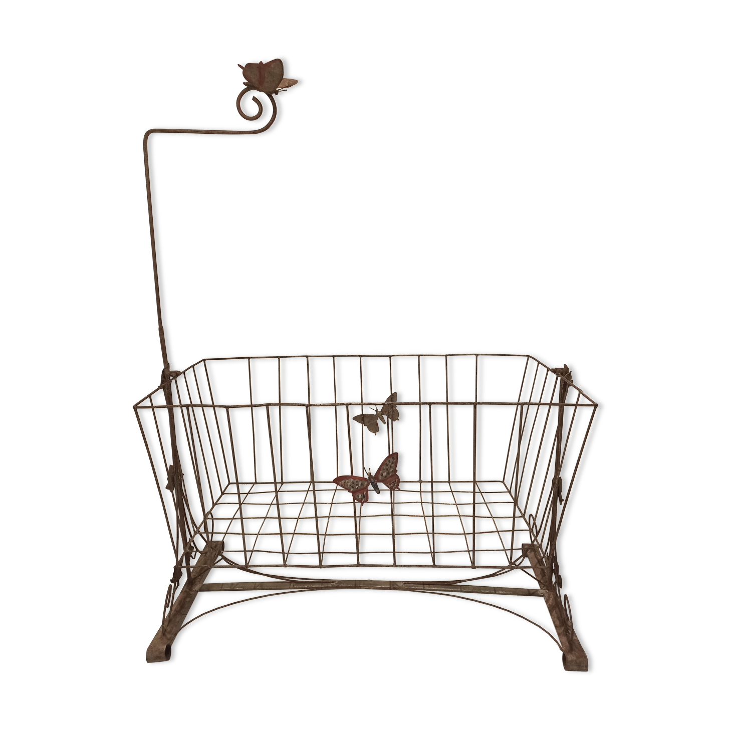 Old metal cradle from the late 1920s