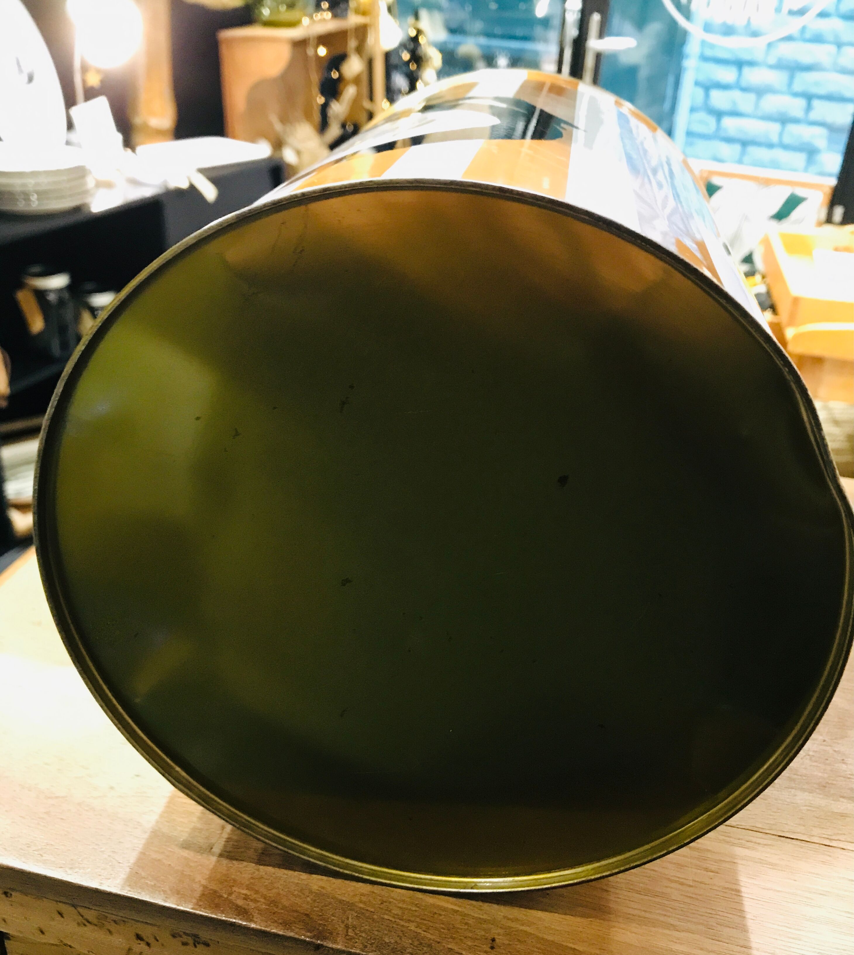 Old lithographed box Barnier