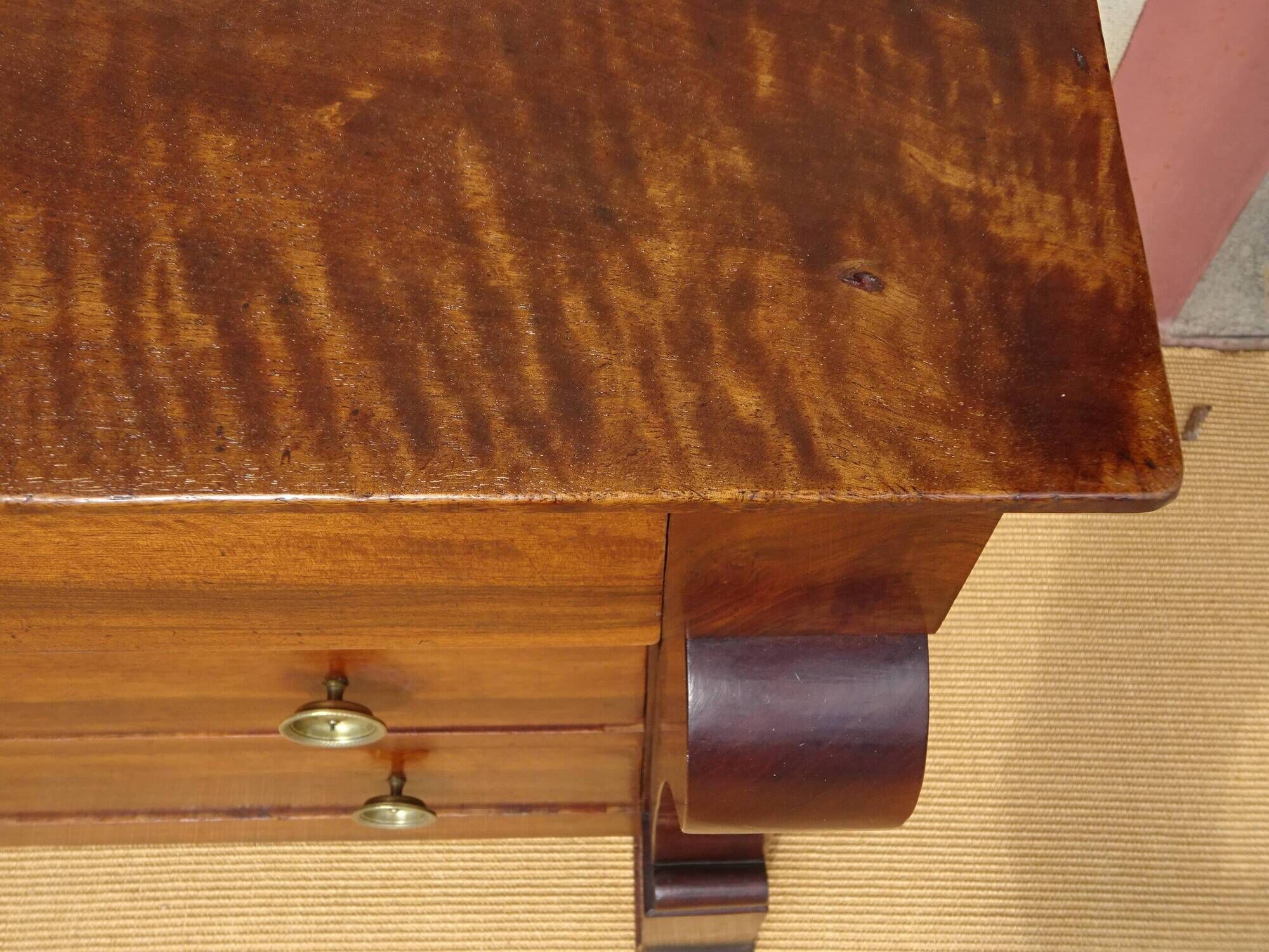 Antique chest of drawers with cross motifs, made entirely of solid walnut.