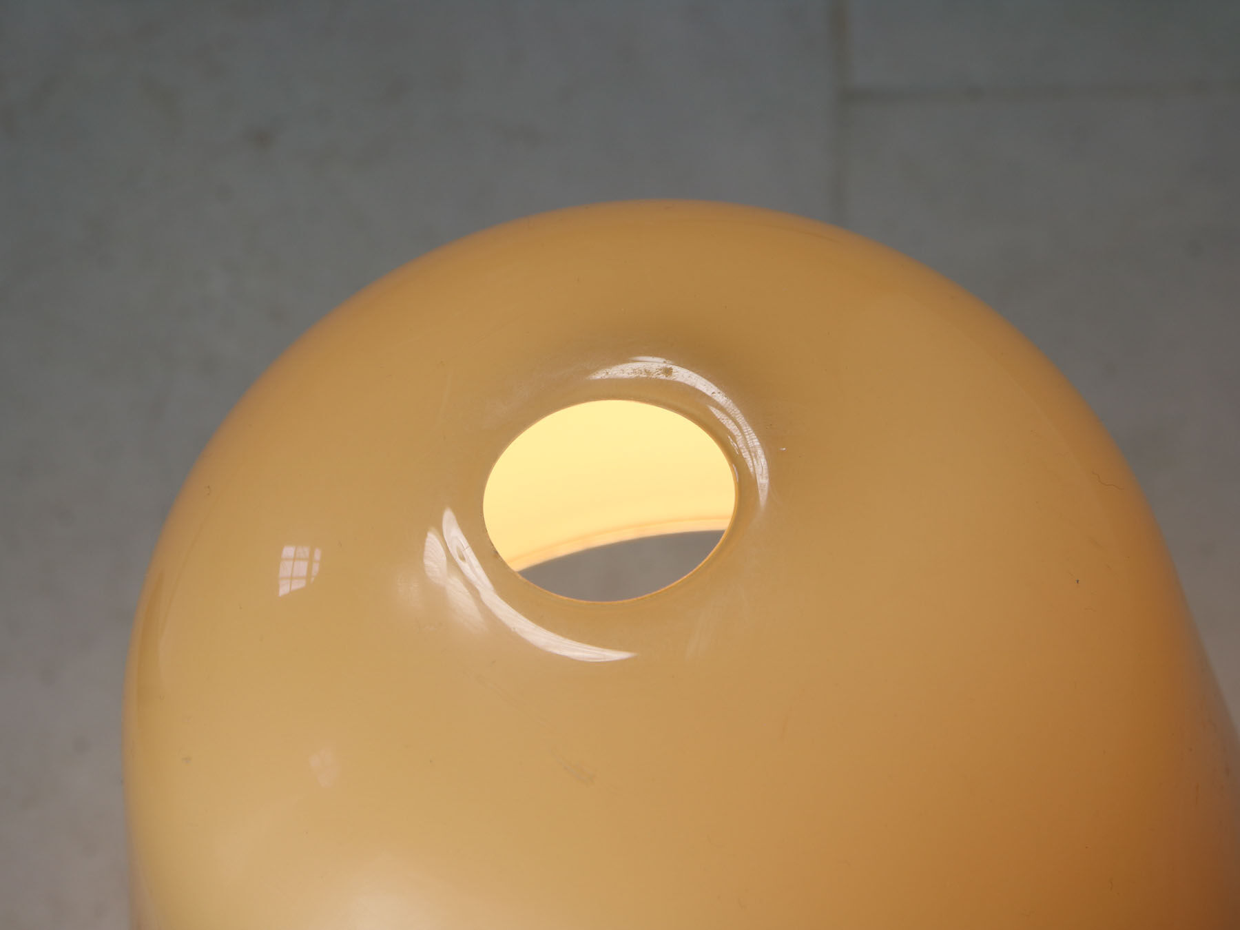 Vintaga Kuala Table Lamp by Franco Bresciani from Guzzini