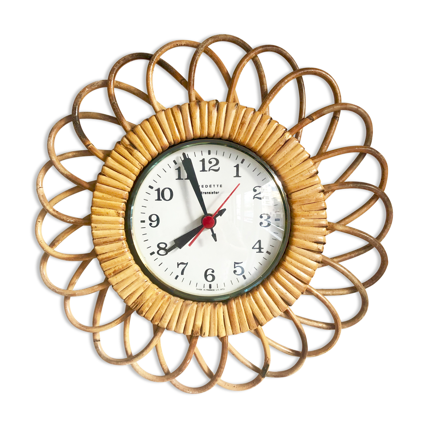 Rattan star clock