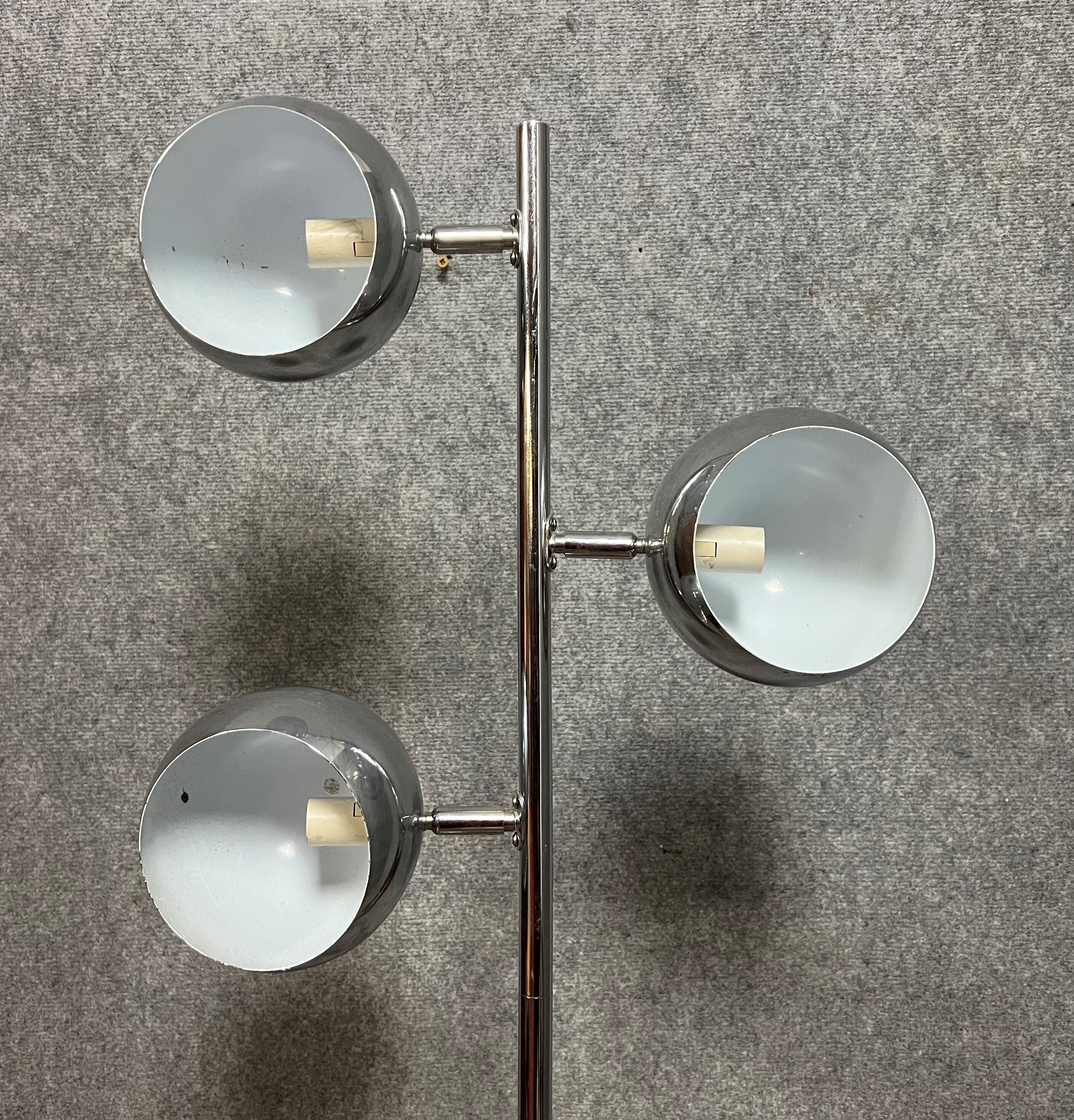 Vintage chromed metal floor lamp with 3 globes "Eye Ball"
