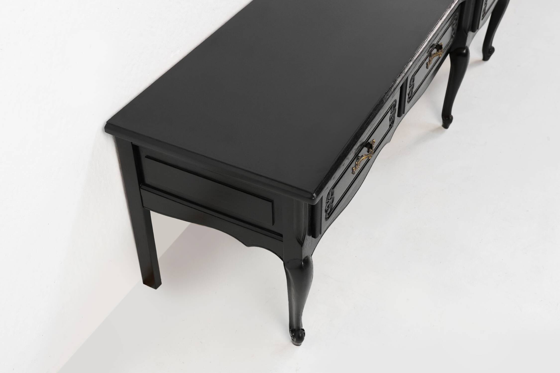 French 20th Century Louis XV style black low sideboard