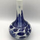 Ancien vase soliflore en porcelaine à décor floral bleu d’asie 18 cm