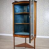 Late-19th Century English Corner Cabinet in Brown, 1890s
