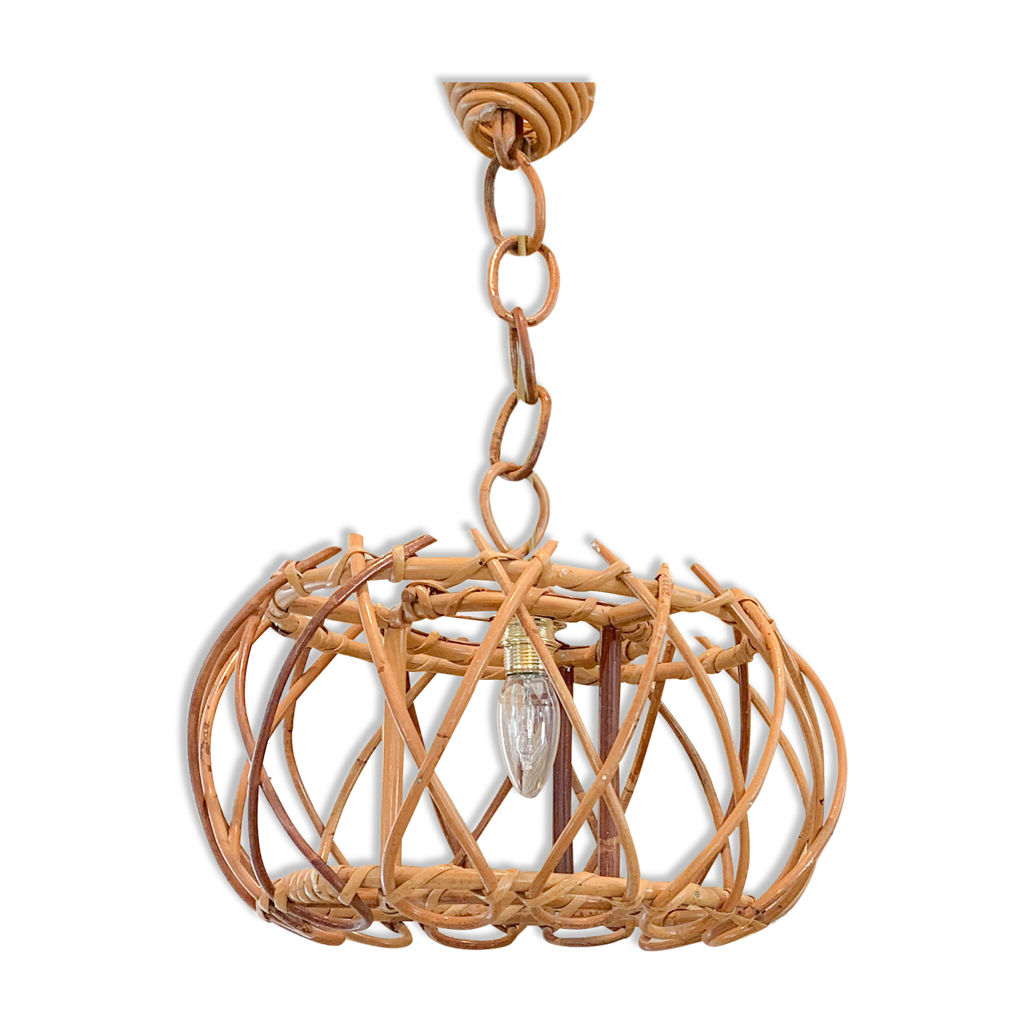 Suspension in rattan