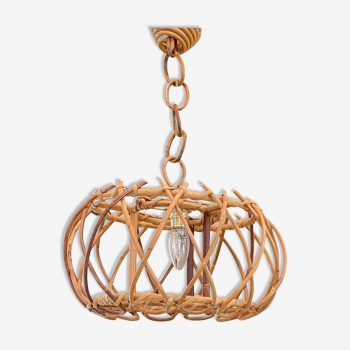 Suspension in rattan