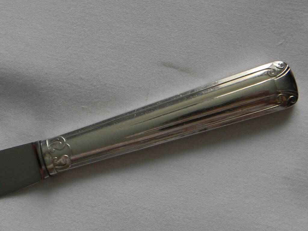 Set of 12 DIXI Art Deco silver metal handle knives.