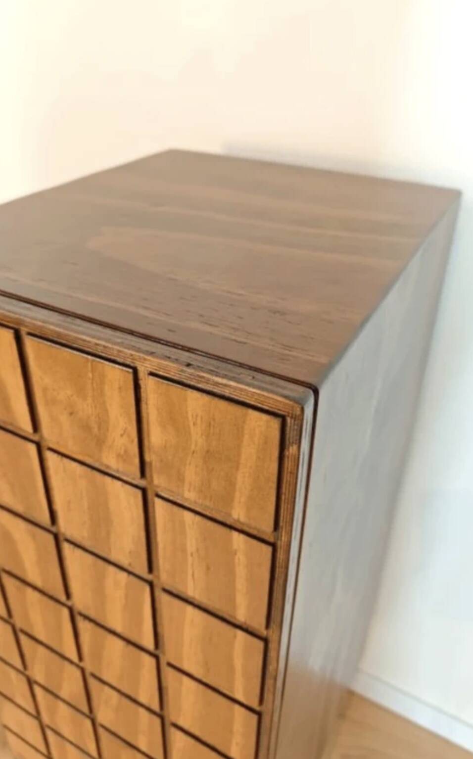 Commode / meuble contemporain artisanal en bois massif – fabrication allemande