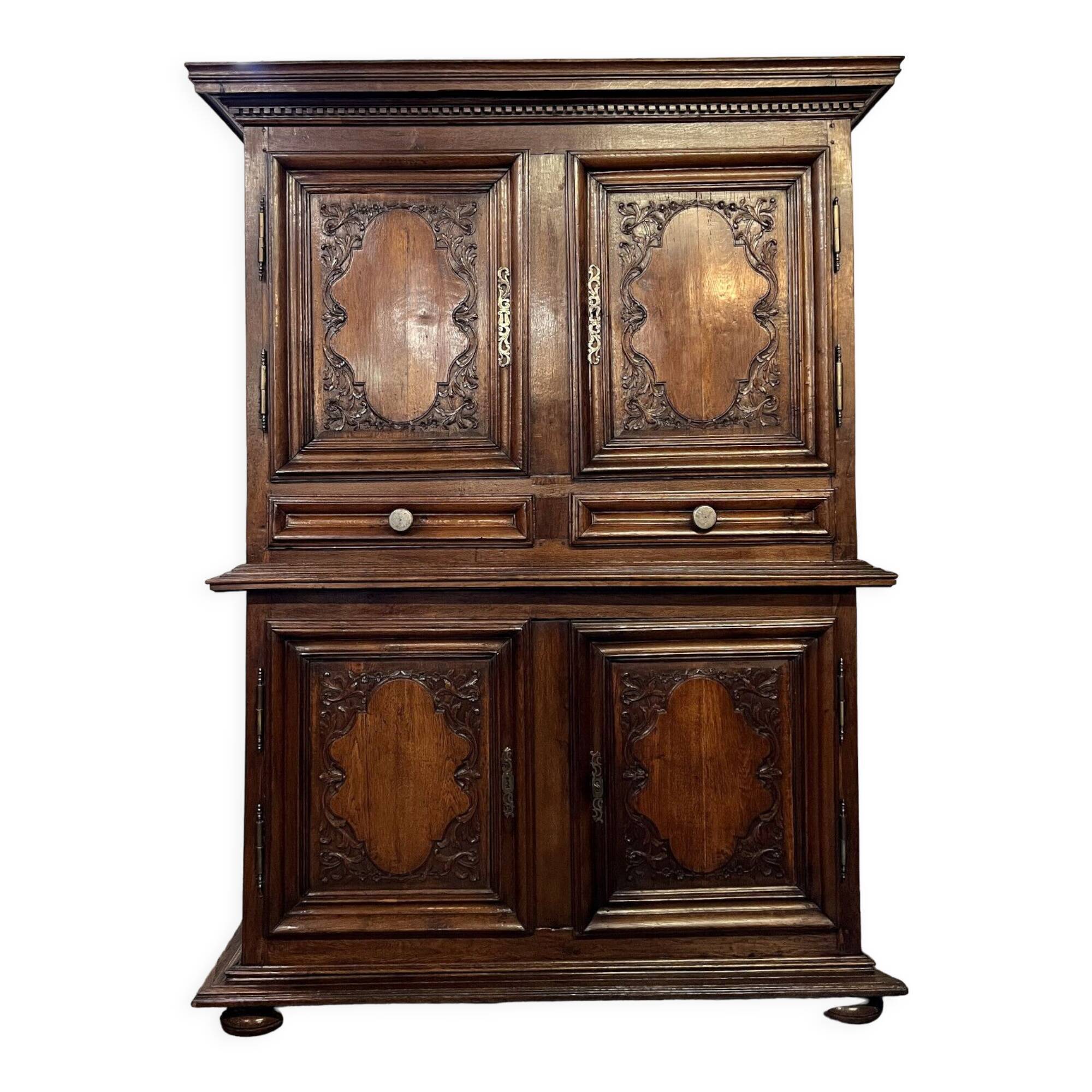 Cabinet Montbéliard Louis XIII era in chene around 1680