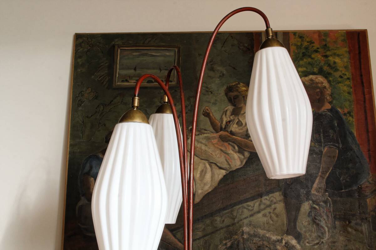 Lampadaire Lunel, 3 tulipes en verre blanc