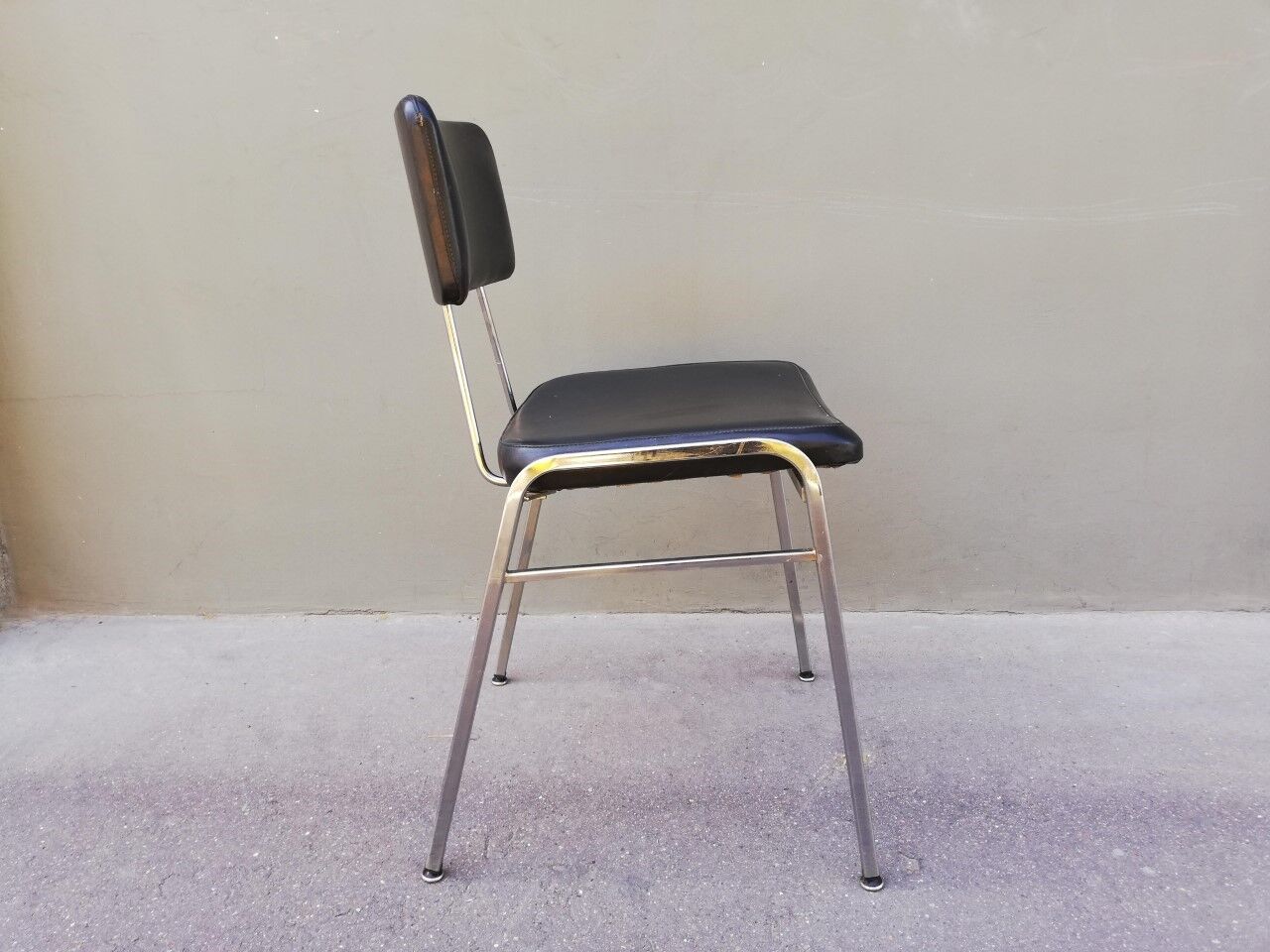 Vintage 70s office chair