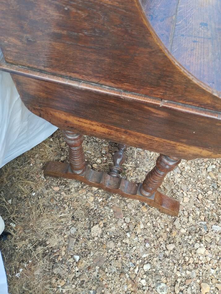 Victorian oak graduated desk – circa 1890-1910.