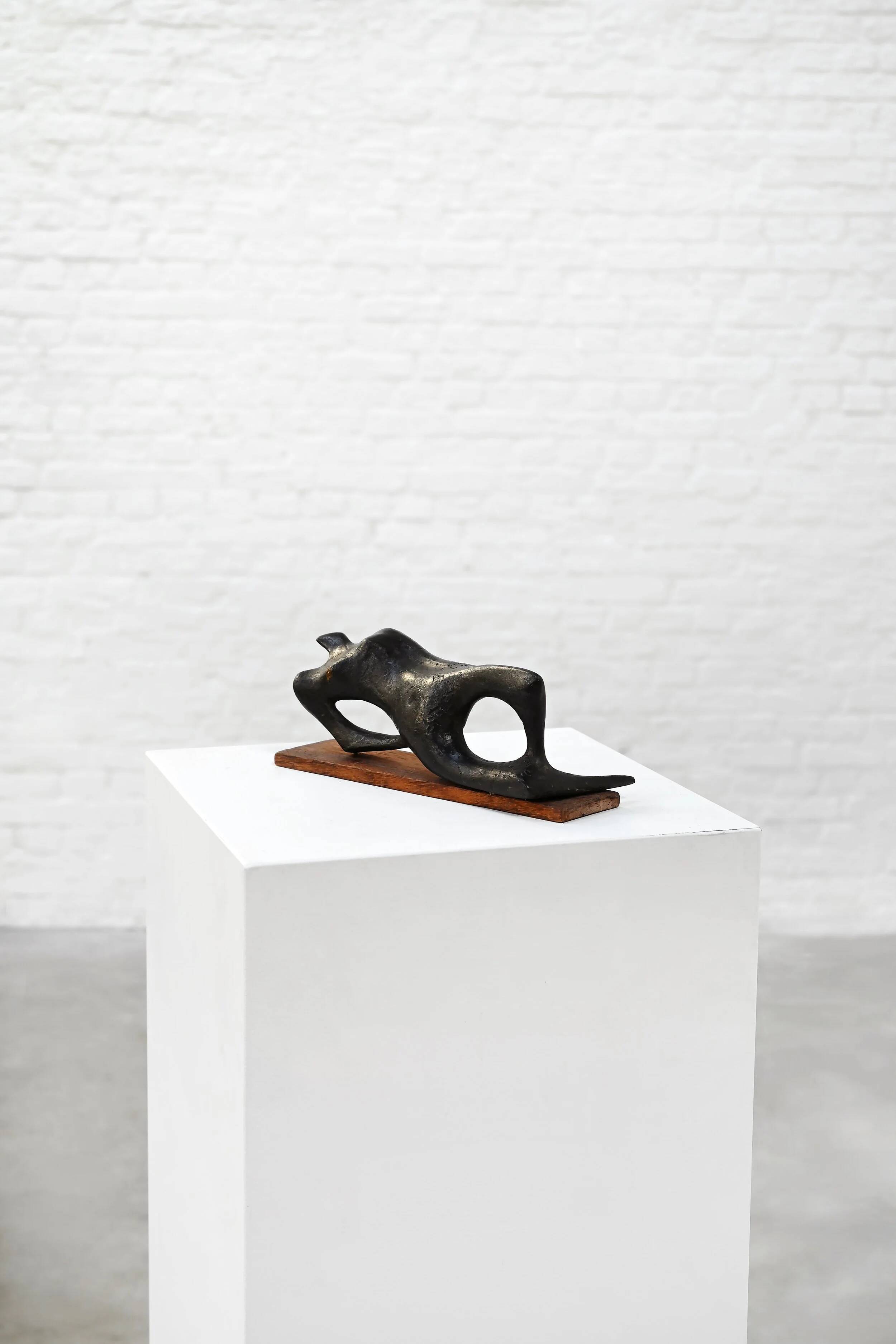Marc de Bruyn (1924–2009) — Bronze abstract female sculpture