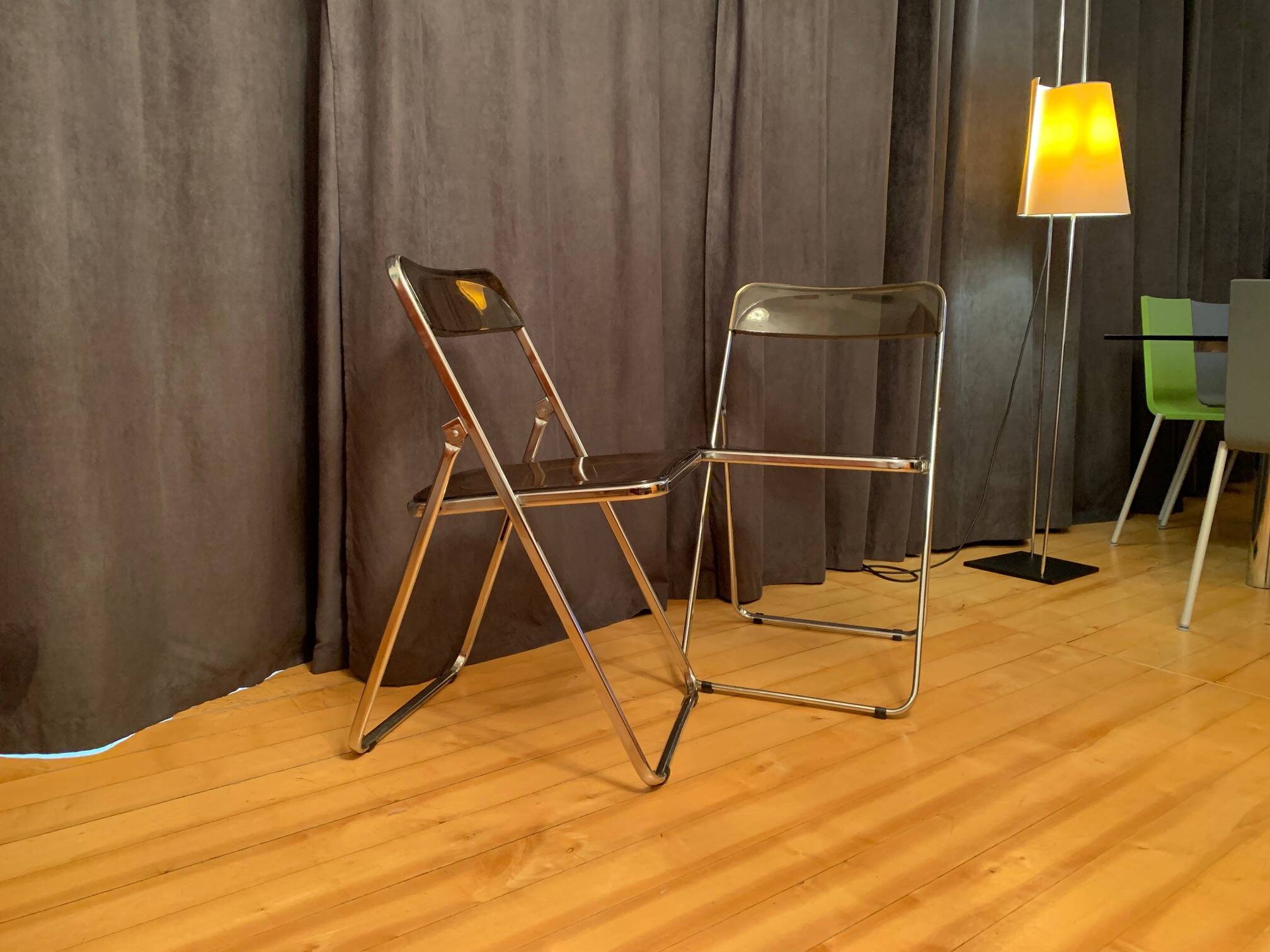 A pair of modernist folding chairs, 1970s