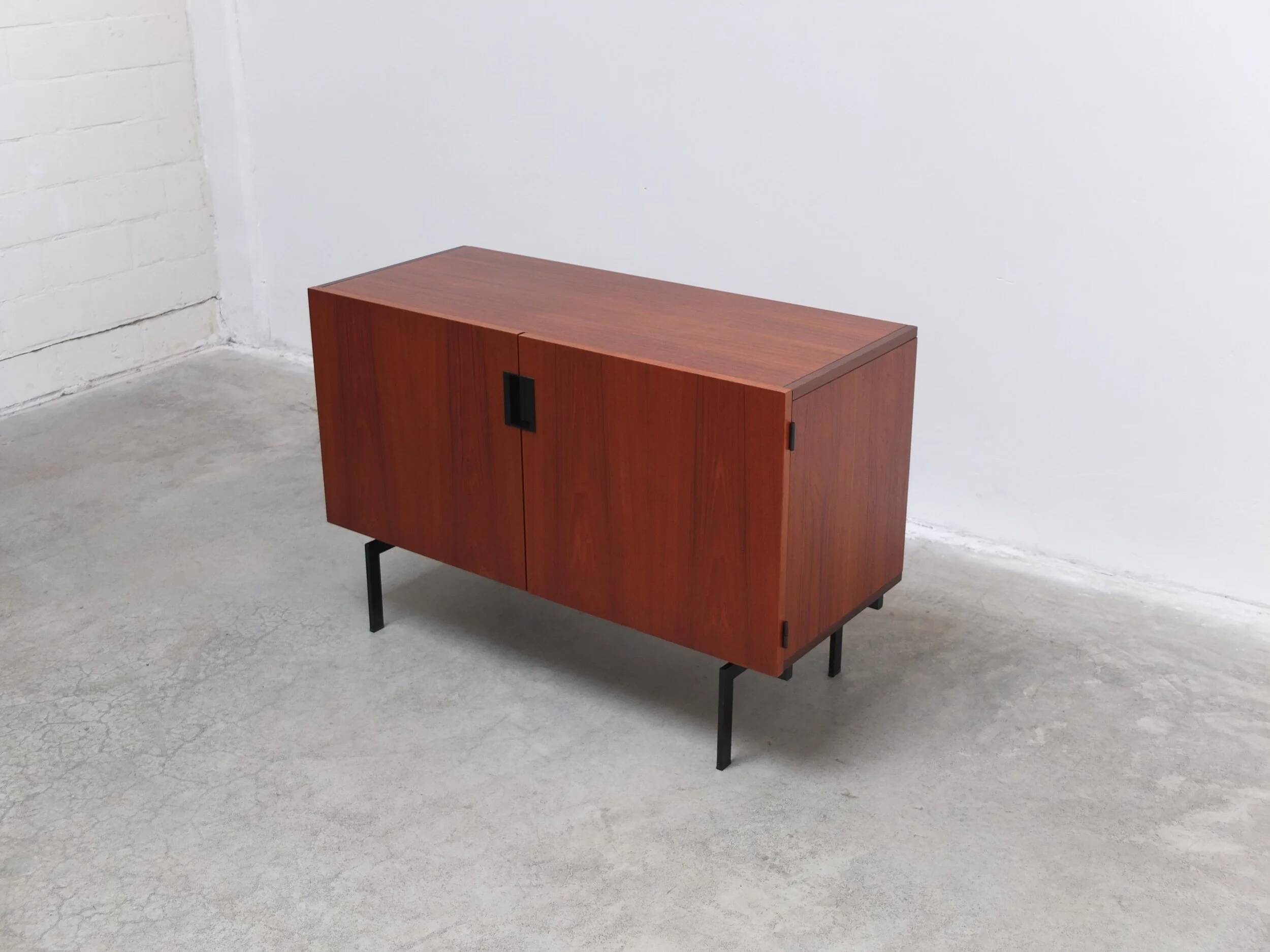Rare 'DU02' sideboard by Cees Braakman for Pastoe, 1958