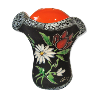 Ceramic vase with corolla fata lava decoration enamelled flowers orange black white