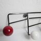 Portemanteaux mural 5 patères boules bois couleur et métal 1950
