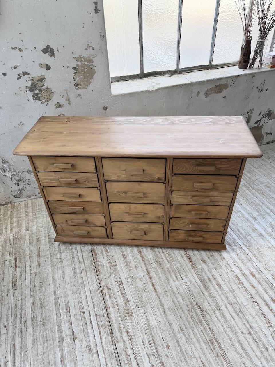 Meuble de métier en pin 1950