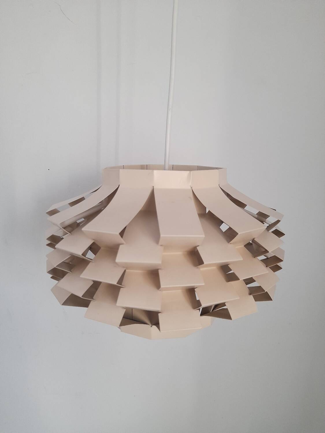 Beige metal pendant from the 1950s or 1960s.