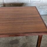 Scandinavian table with extensions
