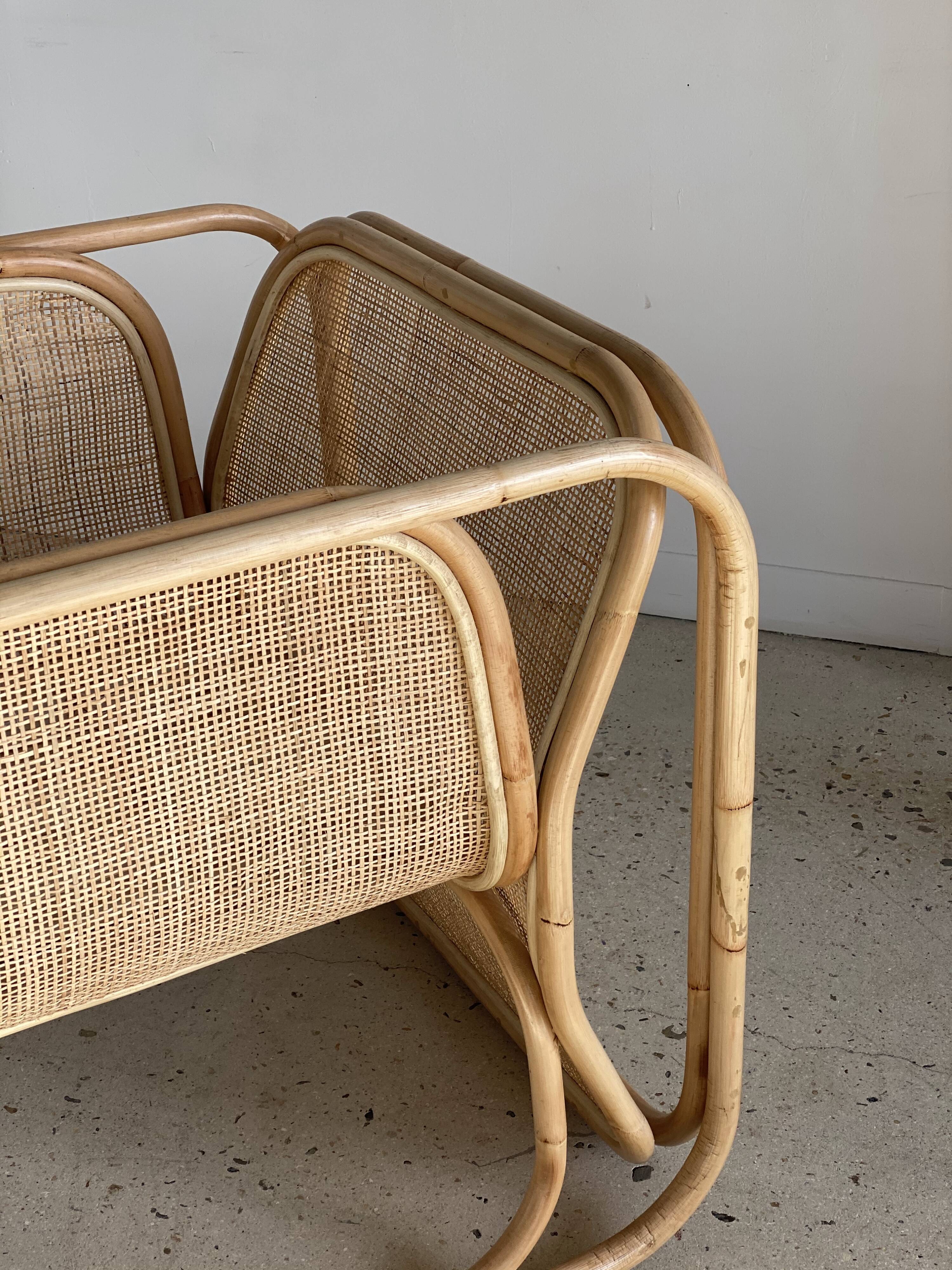 Amsterdam rattan armchair with U-shaped armrest, squared canework