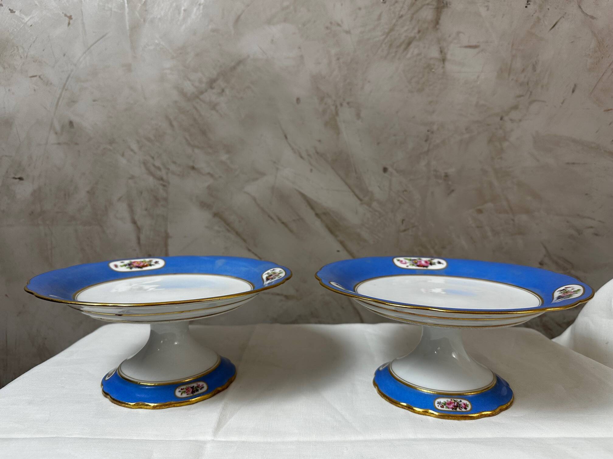Porcelain service from Paris