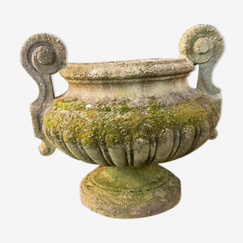 Medici Cauldron in Stone