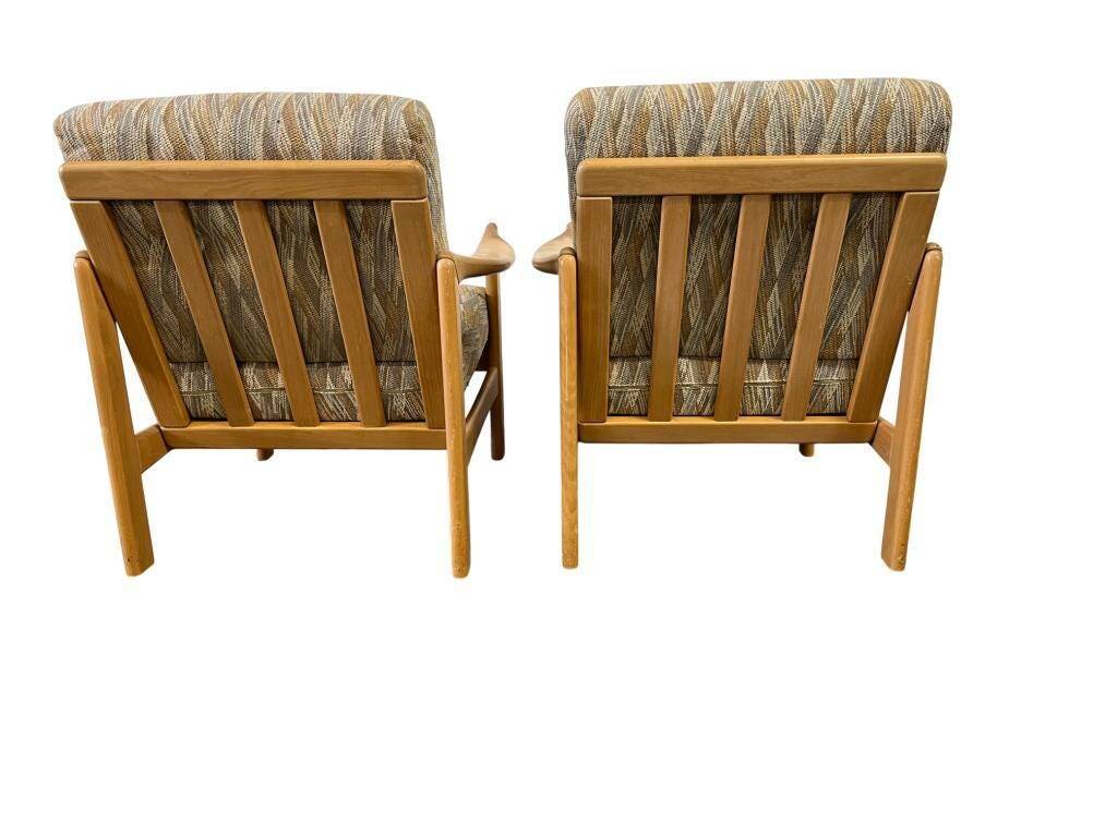 Set of 2 vintage armchairs / individual armchairs / sofas