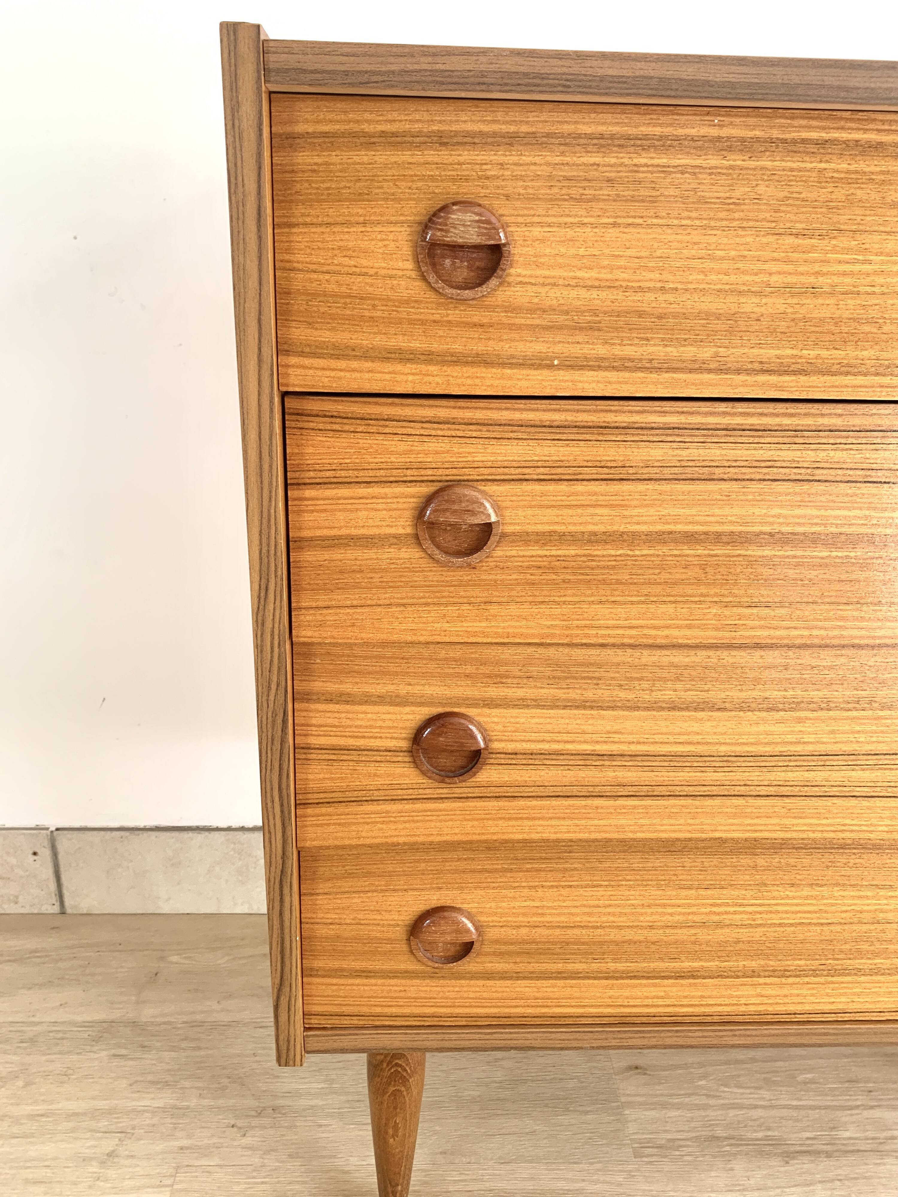 Teak chest of drawers 60s