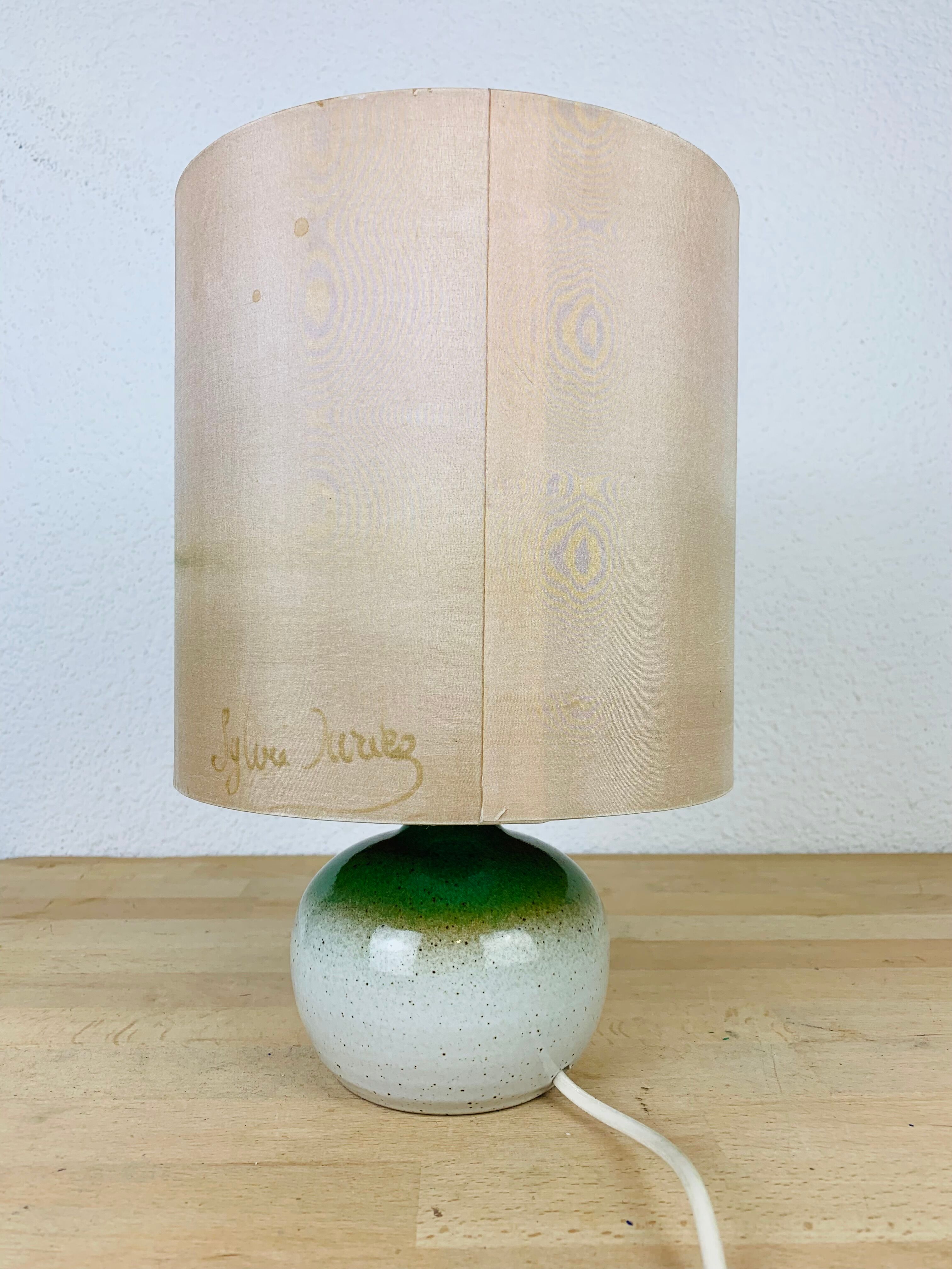 Lampe boule grès de Sylvie et Philippe Duriez