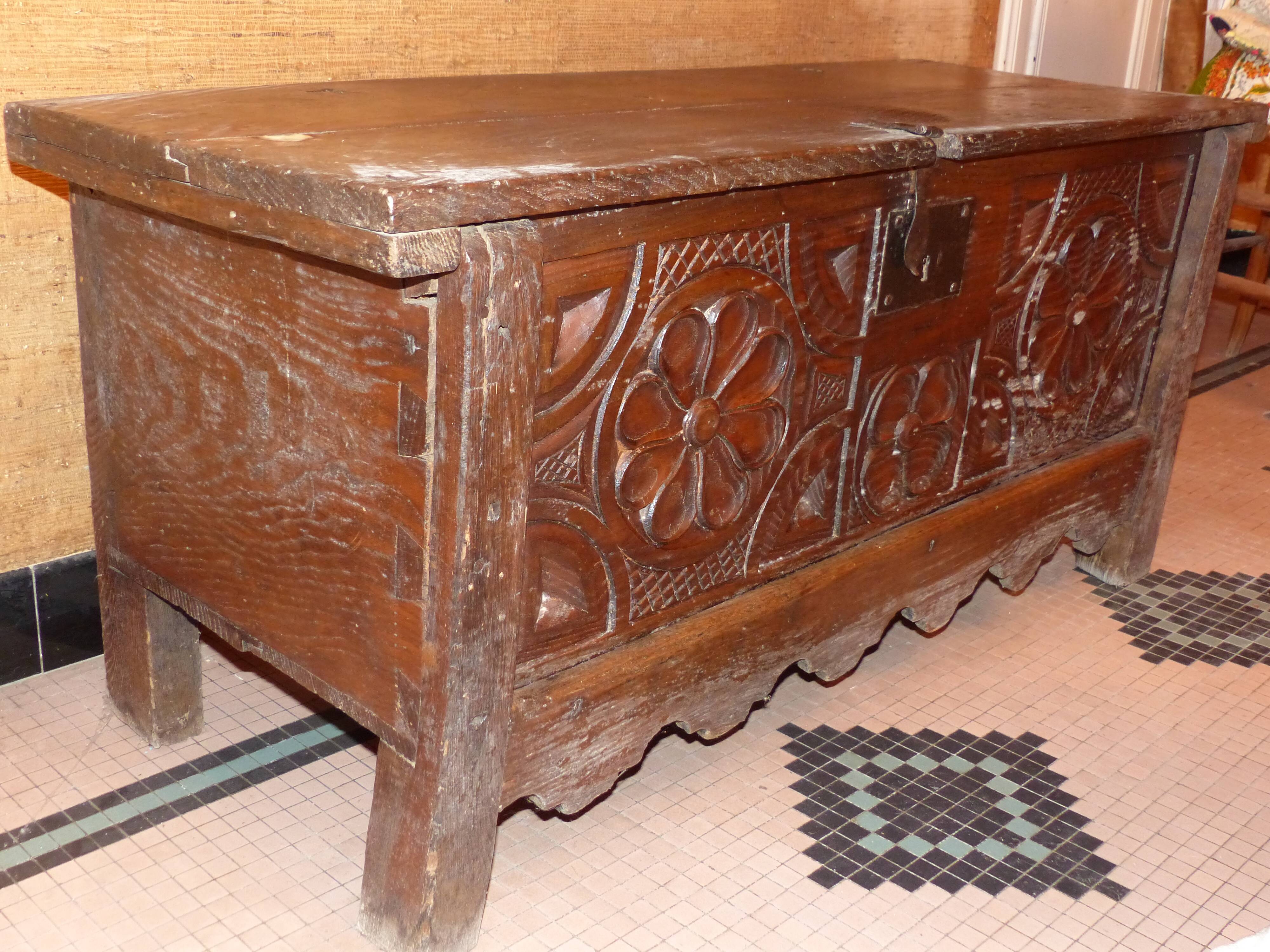 Old sulpture wooden chest