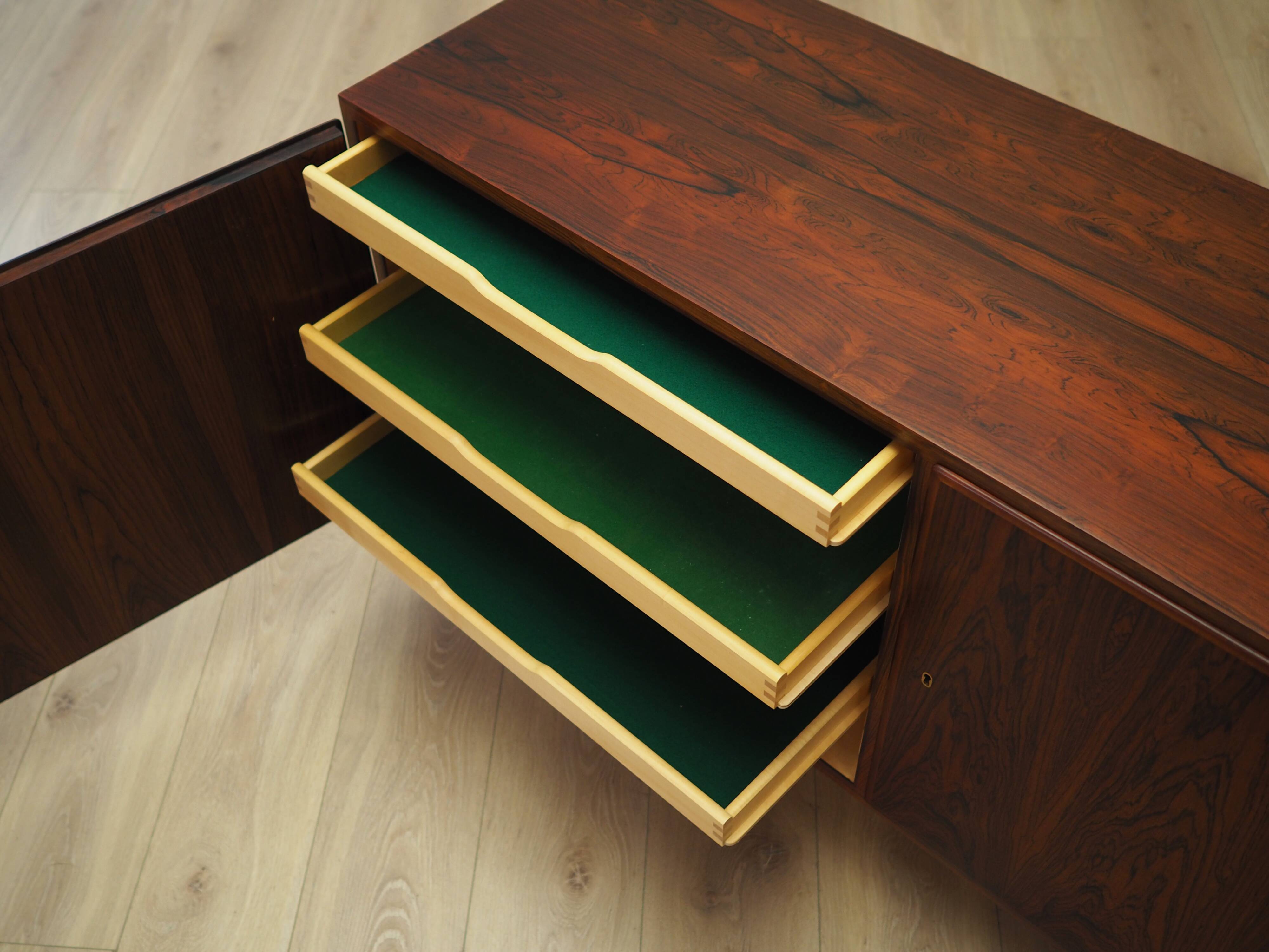 Rosewood cabinet, Danish design, 1970s, designer: Carlo Jensen, production: Hundevad