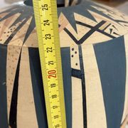 Vase postmoderne