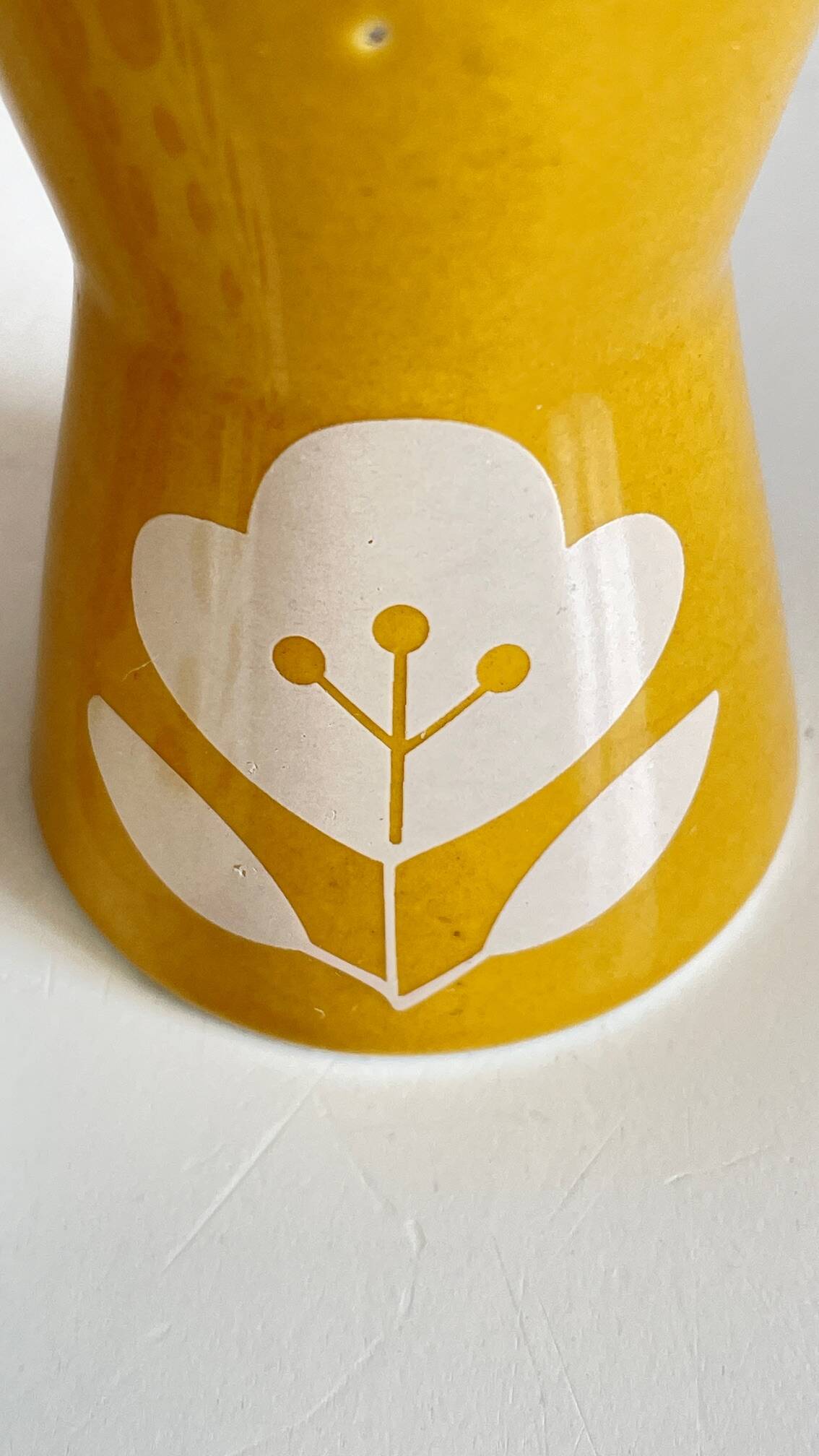 Salière et poivrière céramique esprit scandinave vintage