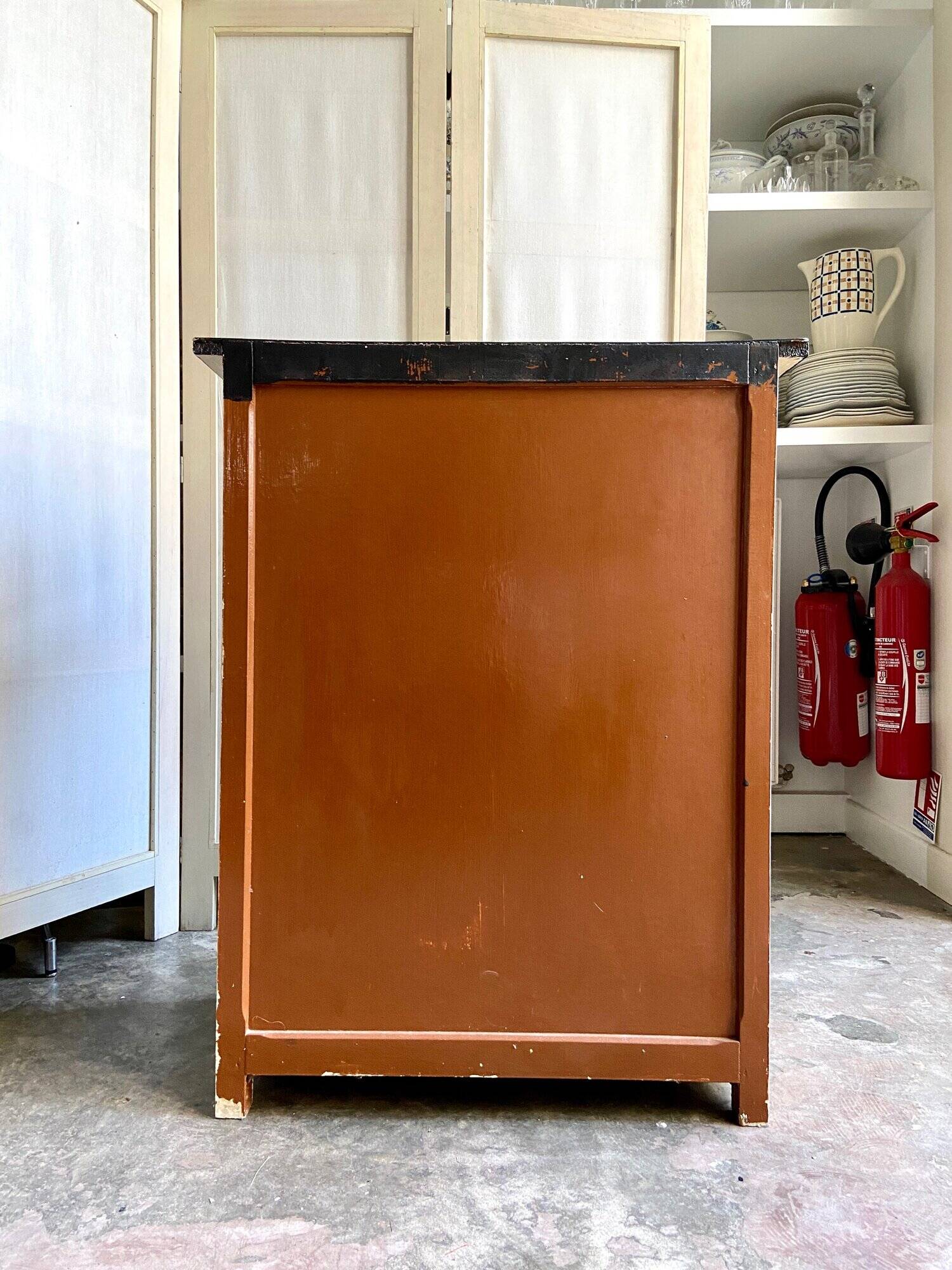 Confiturier parisien en bois beige et noir